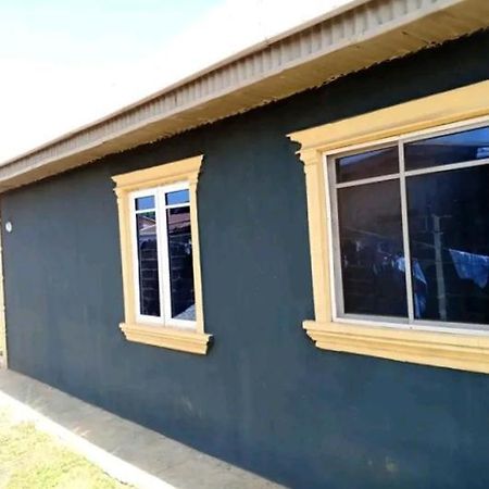 2 Bedroom Bungalow Ibadan Exterior photo